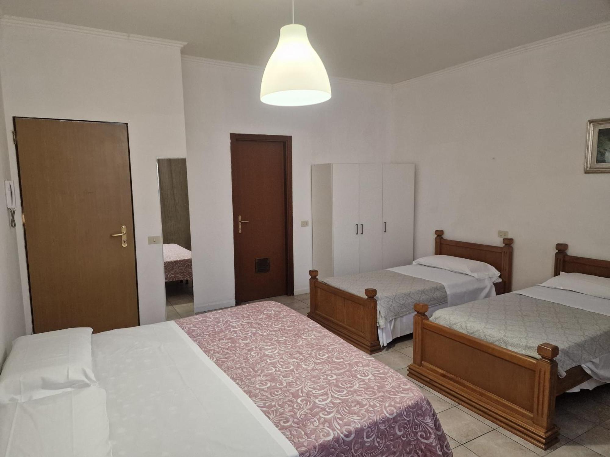 Hotel Firenze 2000 Ngoại thất bức ảnh